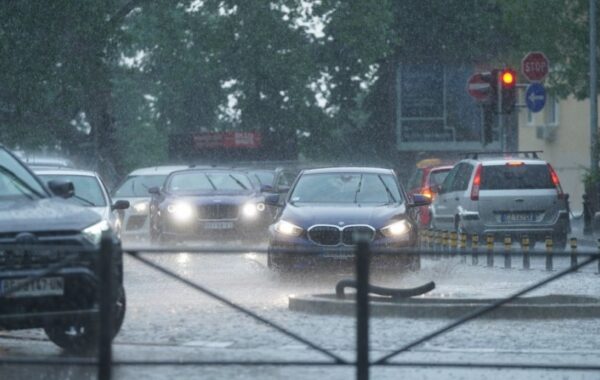 Sutra pretežno sunčano i toplo, uveče naoblačenje s kišom