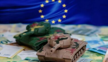 NATO zabrinut zbog jačanja stranaka desnice u Evropi