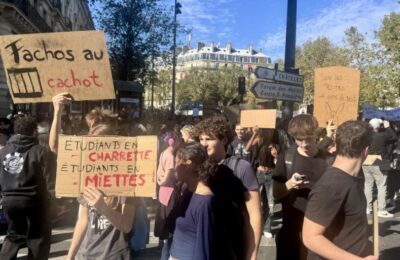 Francuski srednjoškolci ne odustaju, pridružili se i studenti