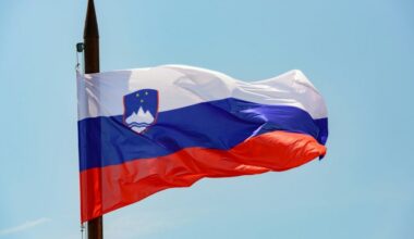 U Sloveniji se u nedelju održavaju četiri referenduma