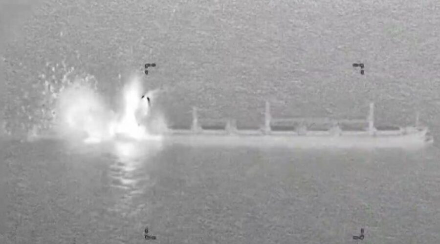 Američka vojska pogodila panamski teretni brod u Omanskom zalivu