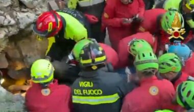 Spasen muškarac koji je proveo zatrpan 27 sati u ruševinama