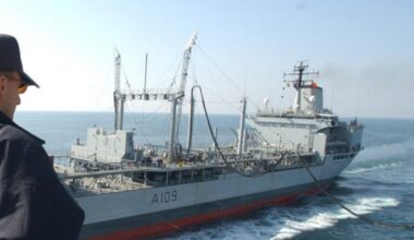 NATO pirati urliču na otmice brodova” Ruski vojni ekspert oštro o “floti iz senke