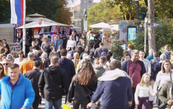 Vreme narednih dana toplije, moguće i padavine