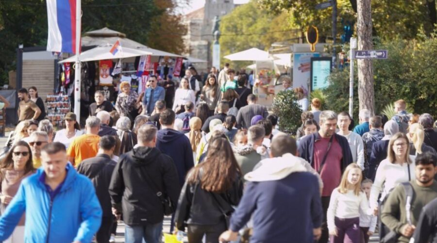 Vreme narednih dana toplije, moguće i padavine