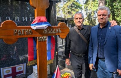 Dušan Maran i Saša Jovanović, posada helikoptera, koja je četiri godine prevozila generala po ratištima