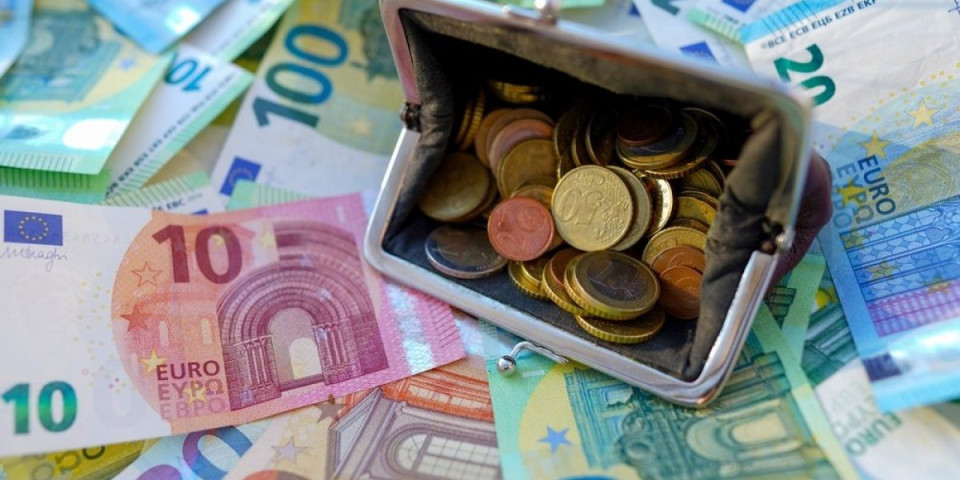 Stiže novac posle dugog čekanja: Ova 2 znaka konačno mogu da odahnu