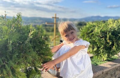 SUSRET SA KORENIMA: Srpska deca iz Amerike provela leto u domovini zahvaljujući „Mileva projektu“!