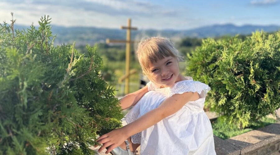 SUSRET SA KORENIMA: Srpska deca iz Amerike provela leto u domovini zahvaljujući „Mileva projektu“!