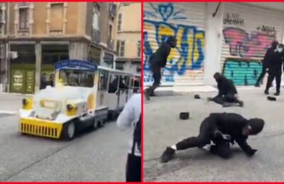 Maskirani demonstranti oteli turistički vozić u Grenoblu
