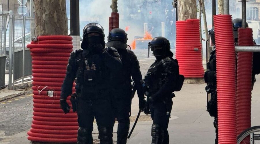 U FRANCUSKOJ SE UVODI POLICIJSKI ČAS! Strepe navijači Pari Sen Žermena i Barselone pred sutrašnji meč