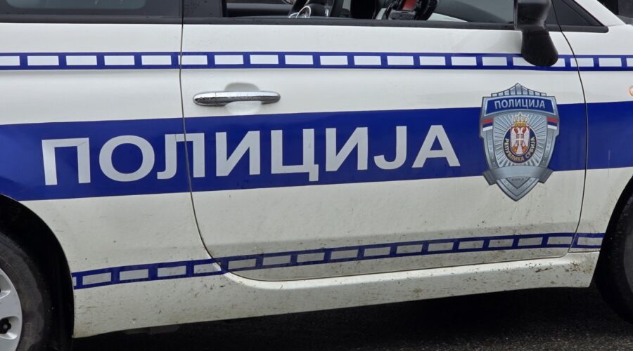Bivši čelnici BIA, policije i VBA uputili apel pripadnicima sektora bezbednosti: Budite na strani Ustava i zakona, a ne političke volje