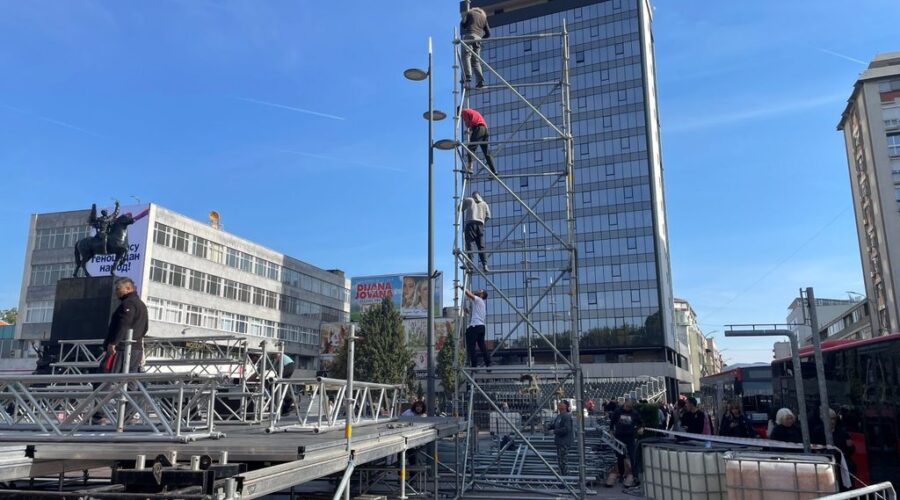 Medijana naložila uklanjanje bine za miting SNS u Nišu, Komunalna milicija odbila asistenciju