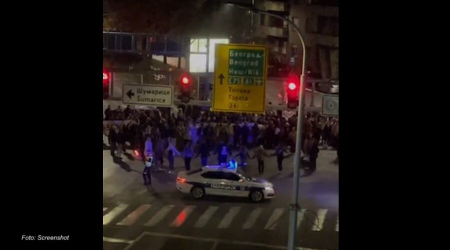 Simpatizeri Studentske liste organizovali skup na raskrsnici kod Velikog parka