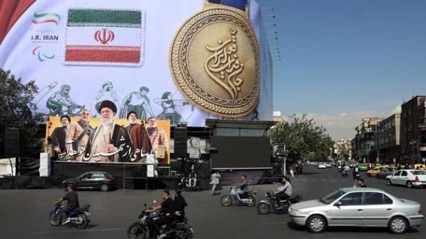 Rojters: Iran odugovlači pregovore da bi oslabio Trampa; Ormuski moreuz ostaje tačka spora