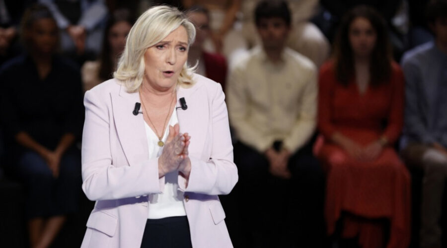 Marin le Pen ima između 34 i 38 odsto podrške pred predsedničke izbore