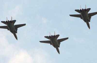 Iranski lovci F-14 i F-5 na granicama, Izraelski F-35 simuliraju napade