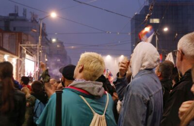 Studenti za današnji skup na Slaviji obezbedili tumača znakovnog jezika i prostor za starije, trudnice…