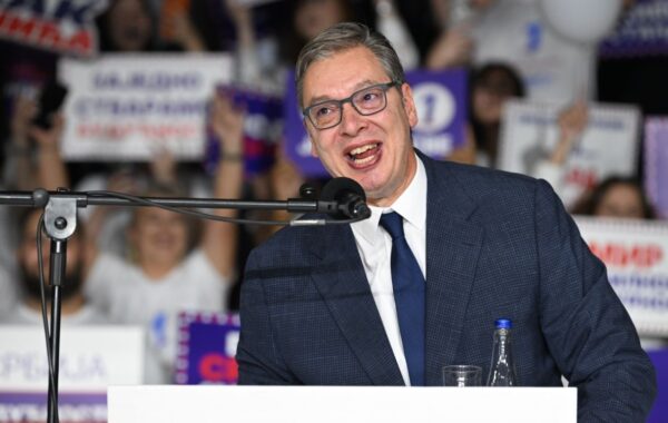 POTROŠILI 11 MILIONA EVRA NA TV REKLAME: Vučićeva lista prekršila zakon o finansiranju kampanje i prošla bez kazne!