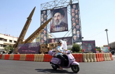 BLISKOISTOČNI SUKOB: Tramp poručuje da nema pregovora sa Iranom, Teheran preti asimetričnim ratom i napadima na data-centre