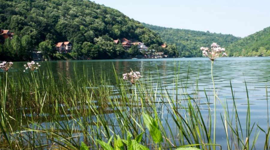 Poznato gde penzioneri najradije “troše” turističke vaučere