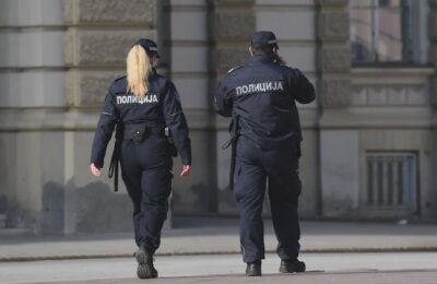 Bivši načelnici UKP i UBPOK pozvali policajce da ne skrivaju lica i da brane Ustav i zakone