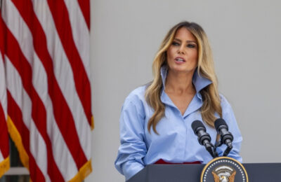Melanija Tramp posredovala u dogovoru o prekidu vatre u Oleškiju