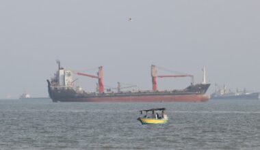 Tramp ne isključuje novi napad na Iran; Teheran tvrdi da je zaustavio brodove koji krše pravila