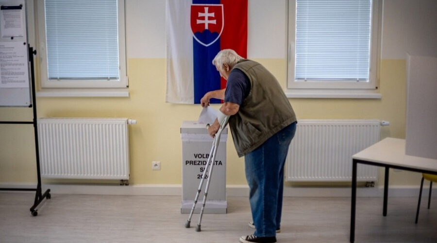 U Slovačkoj počeli lokalni i regionalni izbori