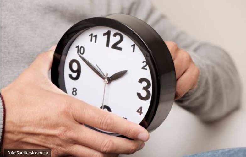 U nedelju pomeramo sat unazad, Srbija se sprema za ukidanje prestupne sekunde