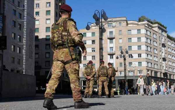 Meloni poslala 500 vojnika u Milano, policija nemoćna pred huliganima