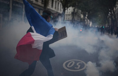 Dopisnik Newsmax Balkans iz Pariza: Neredi tokom protesta u prestonici Francuske, Marseju, Lionu, Bordou i Nantu