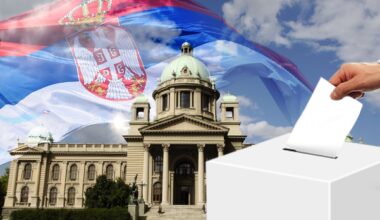 Srbija danas bira – građani glasaju na vanrednim parlamentarnim izborima