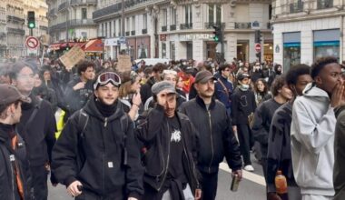 VODENI TOPOVI U NICI: Demonstracije širom Francuske