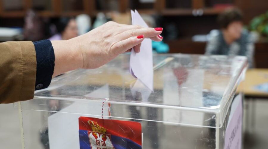 CESID – Više od 120 prijava nepravilnosti do 11 časova: problemi u sprovođenju glasanja i otežan pristup posmatrača