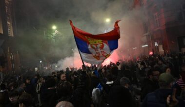 Građani „oslobodili“ Pionirski park: Požar u „Ćacilendu“ (VIDEO)