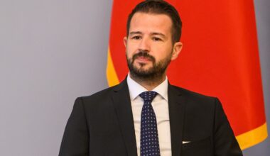 Čestitke iz CG: Novo poglavlje u odnosima Crne Gore i Srbije