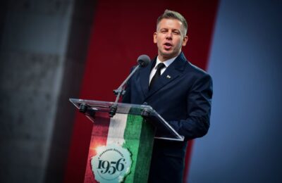 Mađar: Razgovarao sam telefonom sa predstavnicima Studentske liste, uverio sam ih u podršku Mađarske
