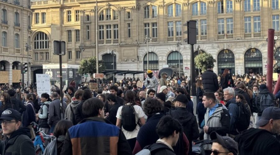 VELIKI USPEH DEMONSTRACIJA U FRANCUSKOJ: Odazvalo se 850.000 ljudi