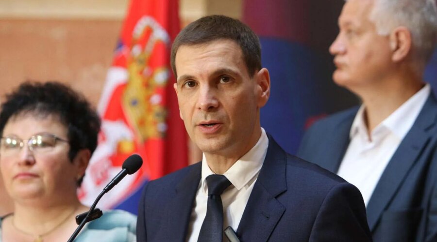 Miloš Jovanović najavio povlačenje sa javne scene posle izbornog neuspeha Novog DSS