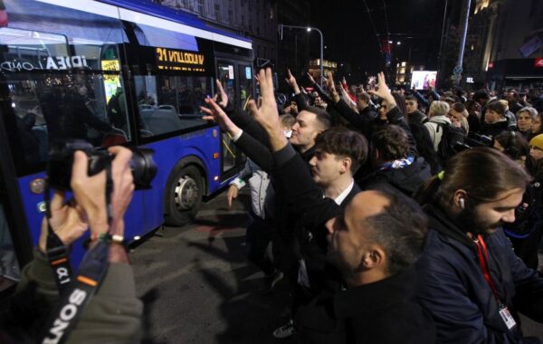 Studenti u blokadi: Večeras slavimo pobedu, za sukobe i nasilje nema mesta