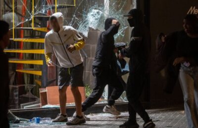 Vandalski pir u Barseloni i sukobi na ulicama od Pariza do Rima