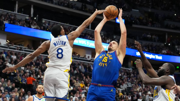 Jokićev dabl-dabl nedovoljan za Denver, Golden Stejt ubedljiv u Koloradu