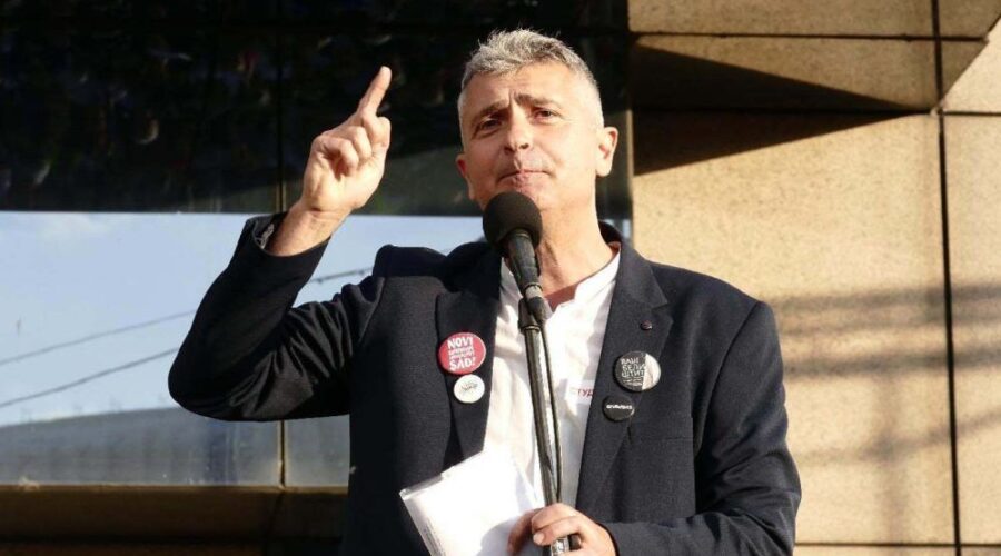 „Moramo ostati dostojanstveni do kraja“: Srdanović uputio apel građanima da ne pribegavaju nasilju