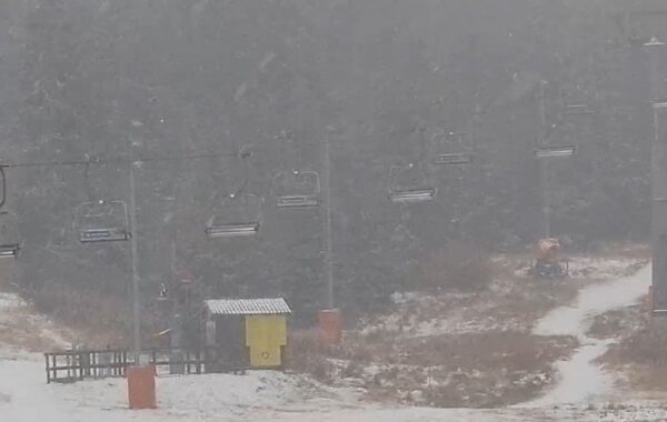 Sneg pada na Kopaoniku i Goliji