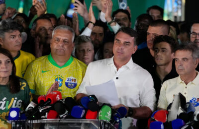 Bolsonaro pod istragom zbog korupcije u Brazilu, SAD saopštile da će izdati vize njemu i porodici