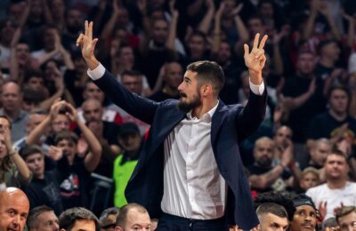 Nikola Kalinić dizao tri prsta, vređanje Vućića, postizborna atmosfera u Areni (VIDEO)
