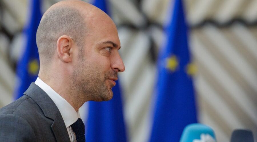 Francuski ministar: Izbori u Srbiji i Brazilu pokazali da demokratija nije rekla svoju poslednju reč