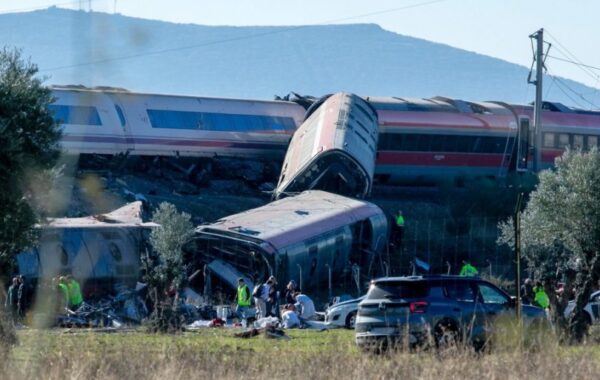 Više od 50 mrtvih u sudaru dva brza voza kod Toleda