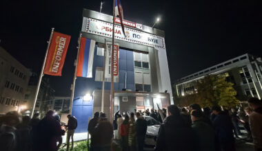 Studenti u blokadi: Imamo razloga da verujemo da će večeras neki pokušati da napadnu Informer i da nam to pripišu